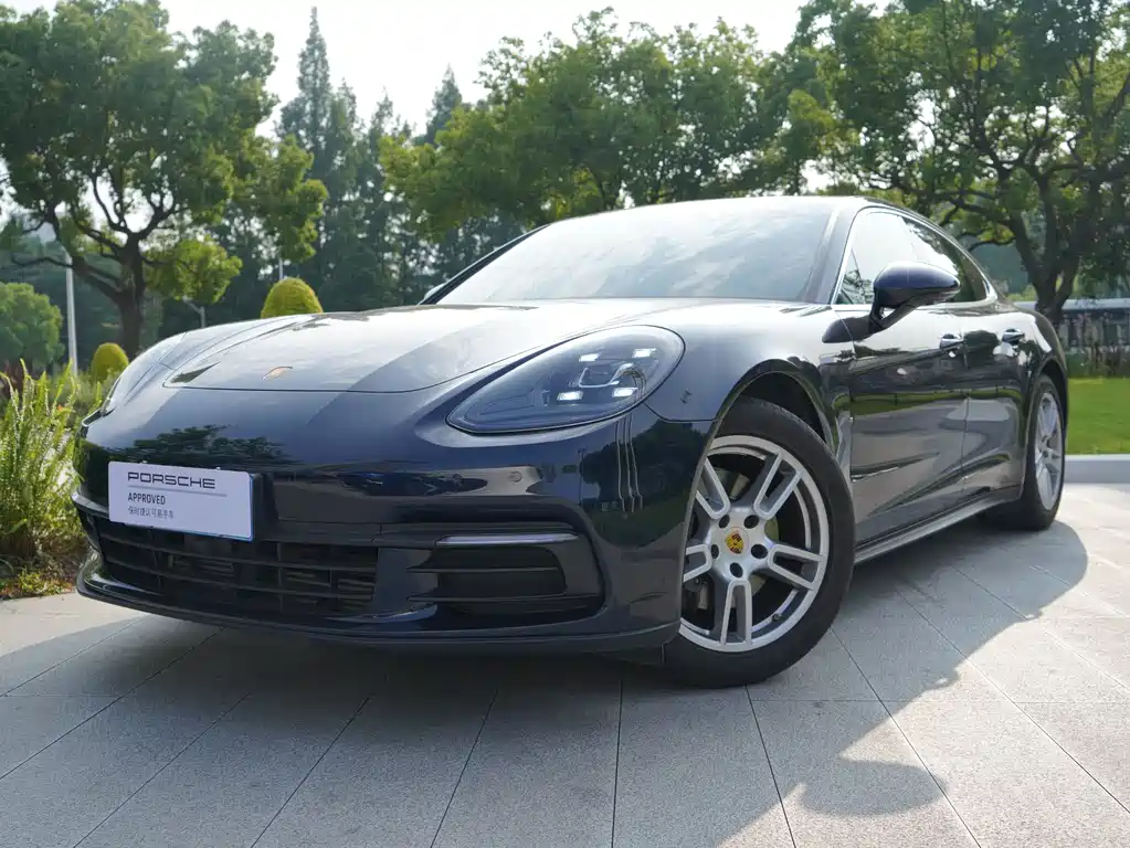 Купить Porsche Panamera