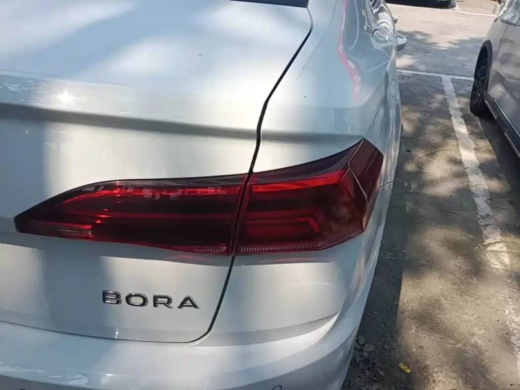 Volkswagen Bora — миниатюра 8