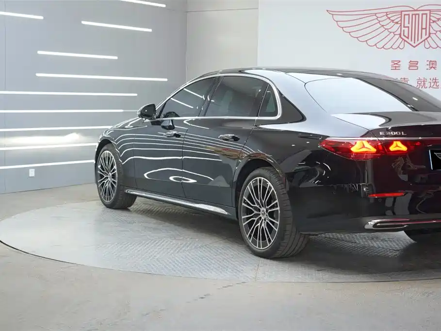 Mercedes-Benz E-Class E 2026 E 300 L Luxury