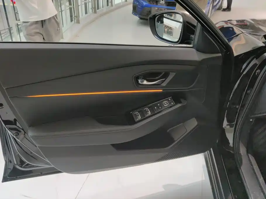 Honda Accord — миниатюра 7