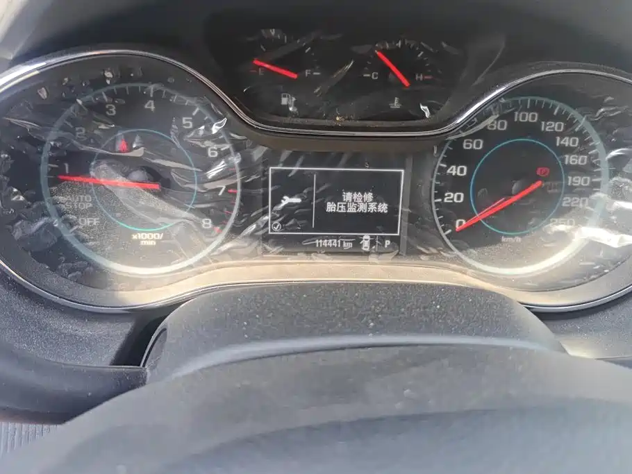 Chevrolet Cruze — миниатюра 14