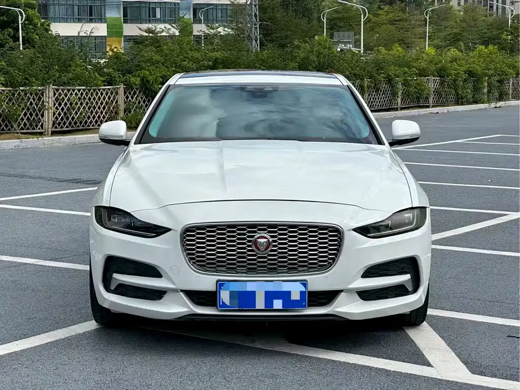 Jaguar XEL — миниатюра 2