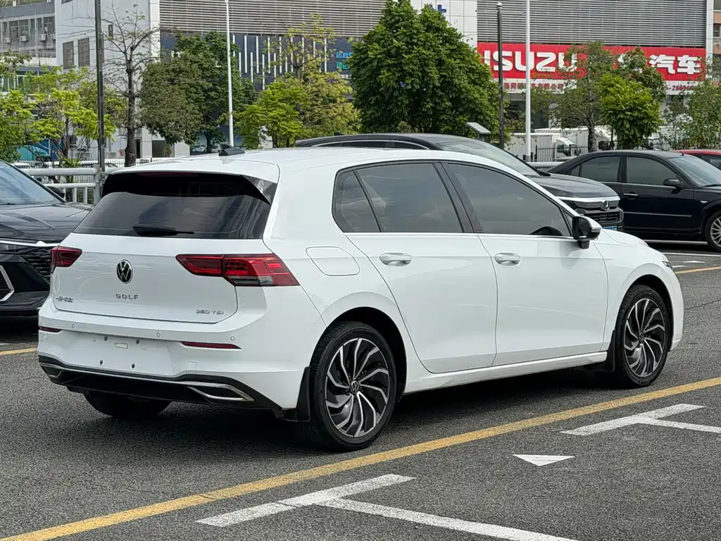 Volkswagen Golf — миниатюра 9