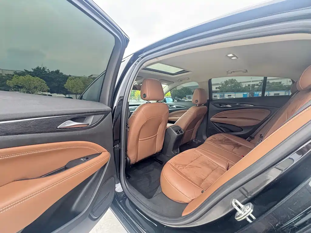 Buick Regal — миниатюра 11