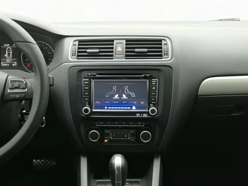 Volkswagen Sagitar — миниатюра 12