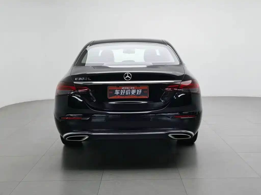 Mercedes-Benz E-Class — миниатюра 4