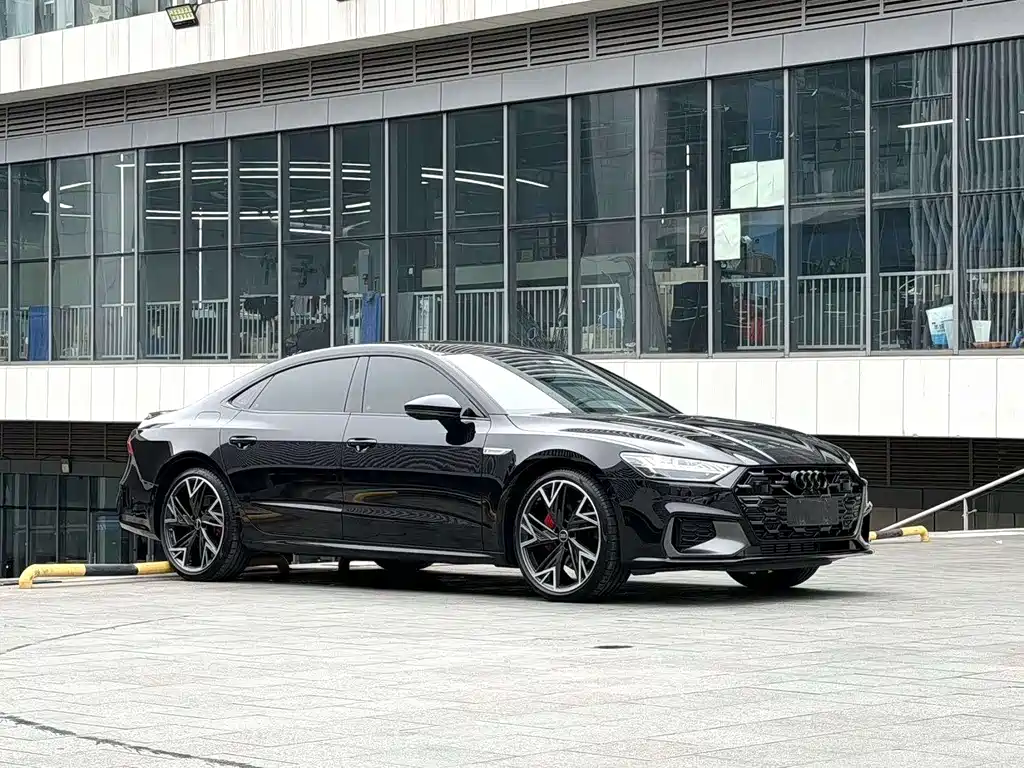 Audi A7L 2024 45 TFSI quattro S-line