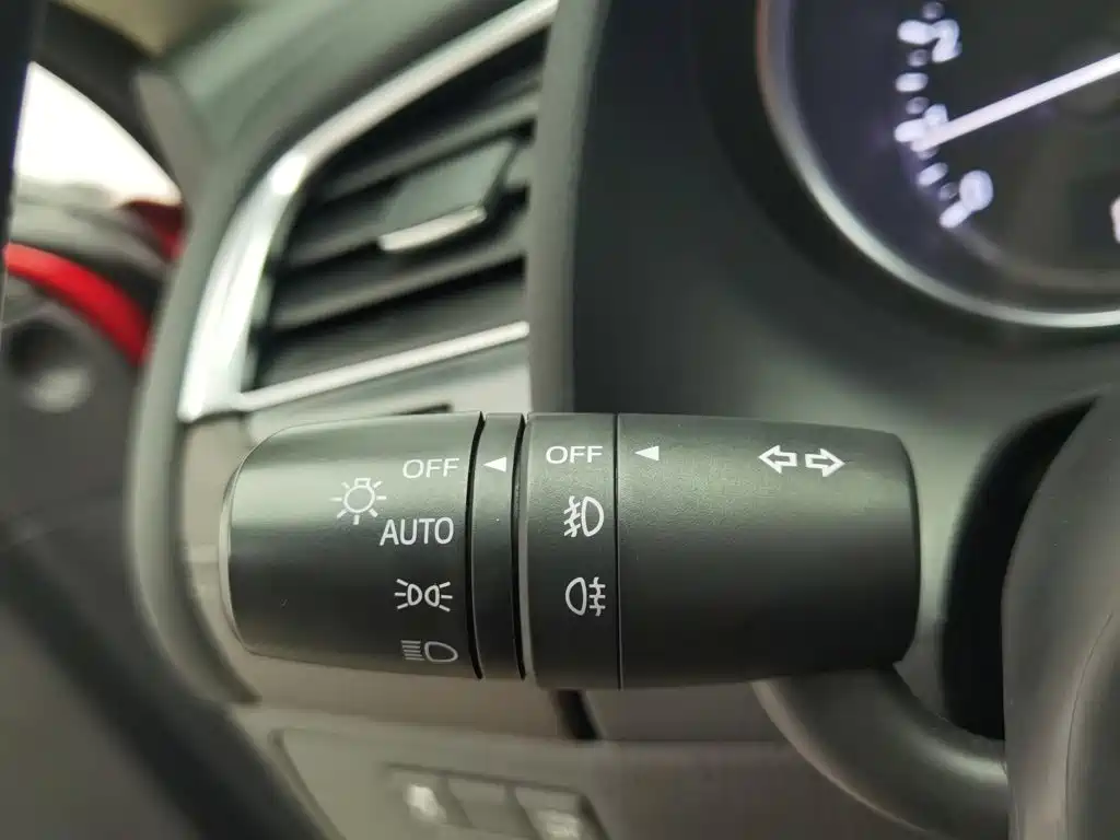 Mazda Atenza — миниатюра 21