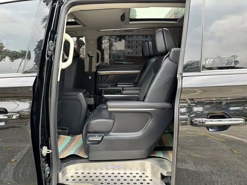 GAC Motor Trumpchi M8 — миниатюра 5
