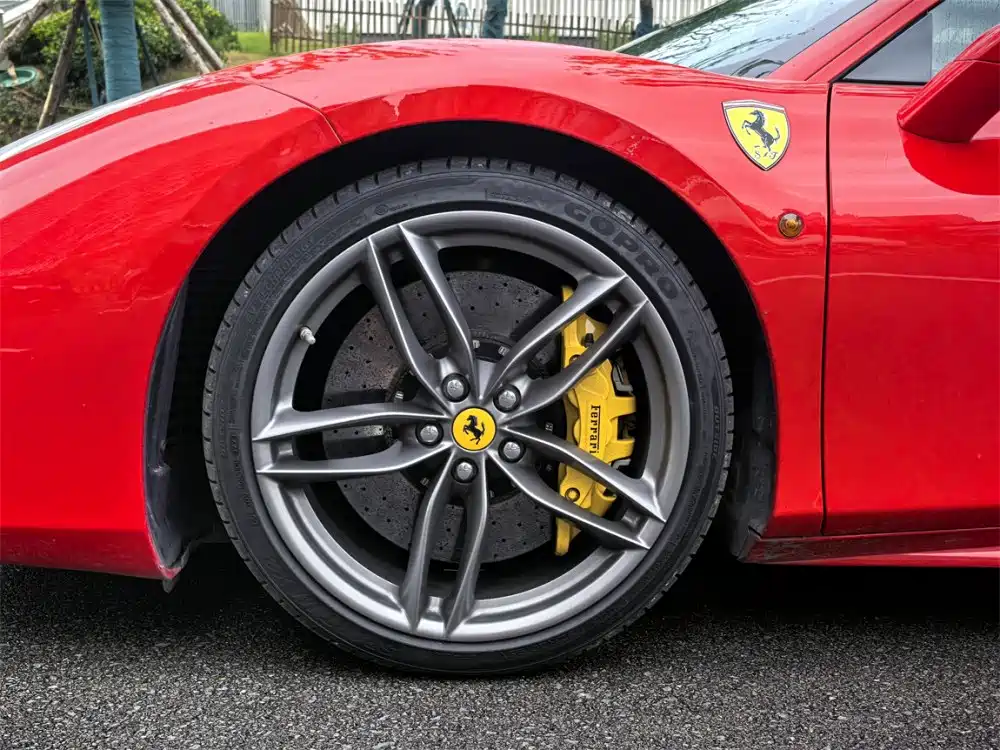 Ferrari 488 — миниатюра 10
