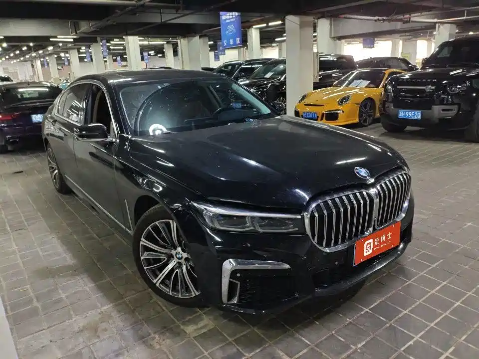 BMW 7 Series — миниатюра 4