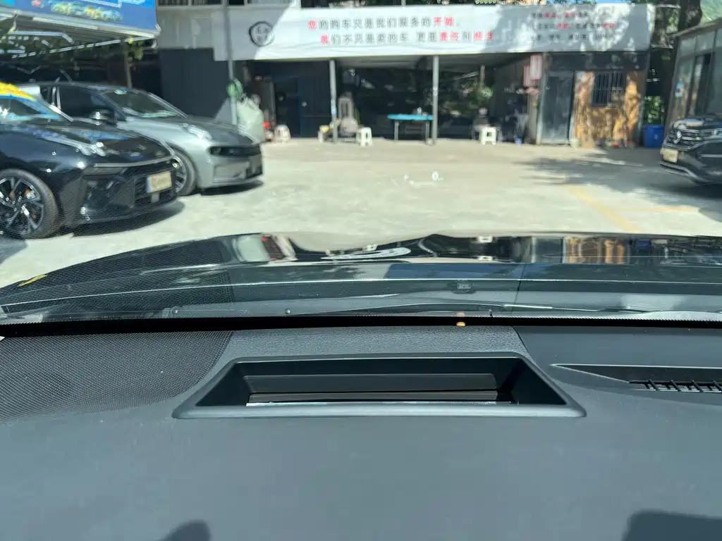 Toyota Camry 2.0G Luxury Edition, фото 17