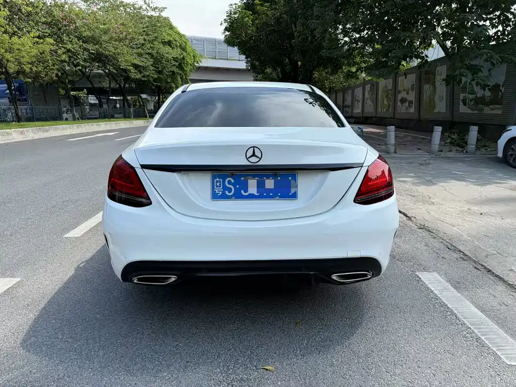 Mercedes-Benz C-Class — миниатюра 5