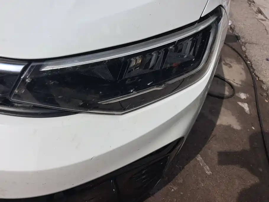 Volkswagen Lavida — миниатюра 5