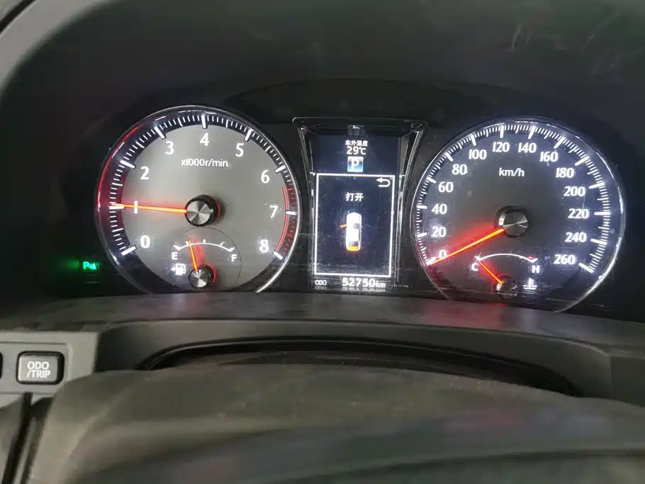 Toyota Crown — миниатюра 14