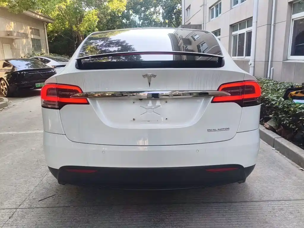 Tesla Model X — фотографии объявления, Фото 6