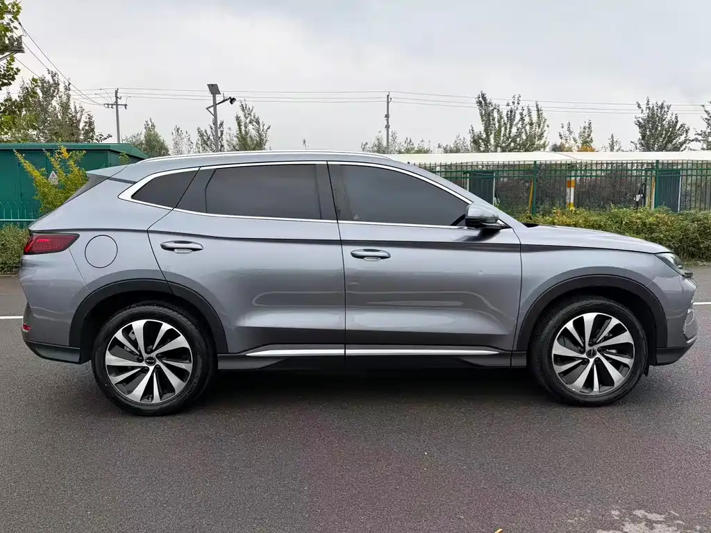 BYD PLUS New Energy — миниатюра 8
