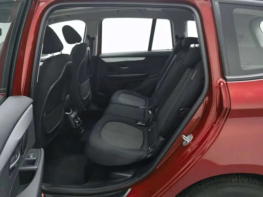 BMW 2 Series Gran Tourer — миниатюра 15
