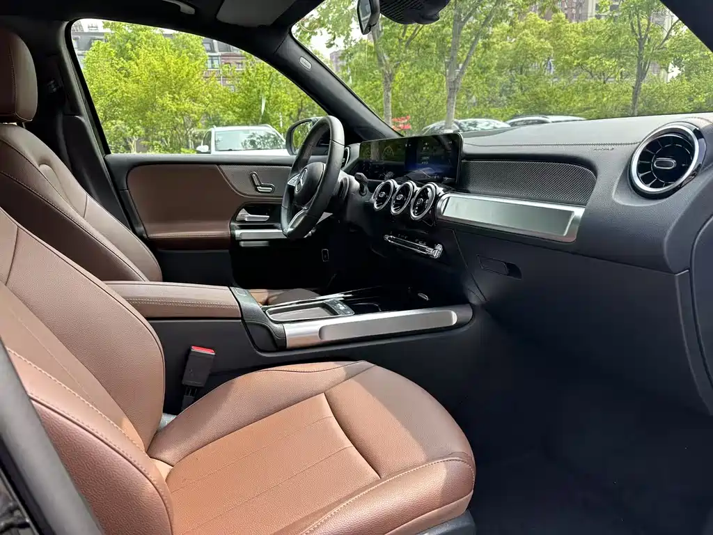 Mercedes-Benz GLB 2024 GLB 200