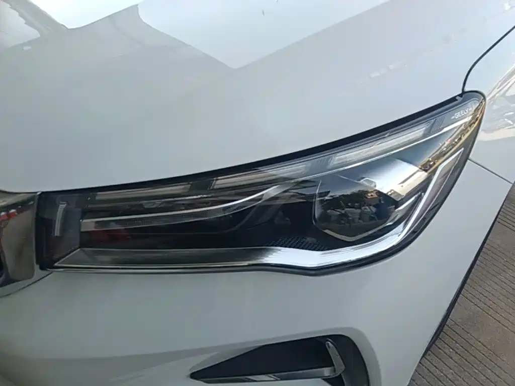 Geely Emgrand — миниатюра 24