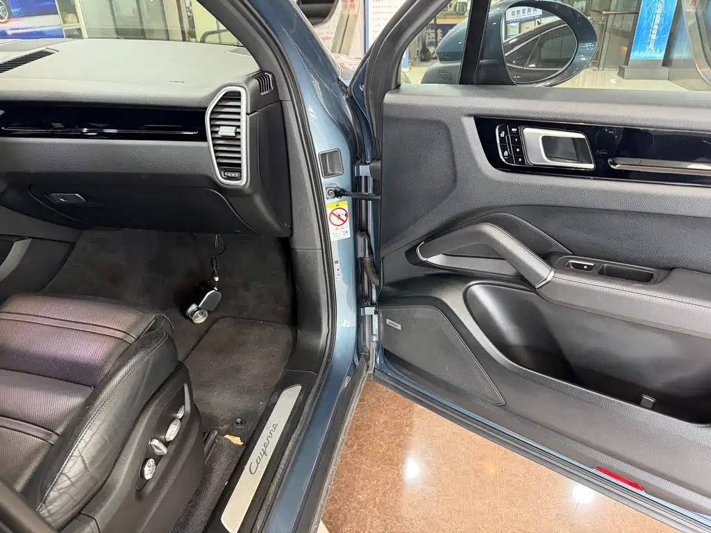 Porsche Cayenne 2019 Cayenne 3.0T