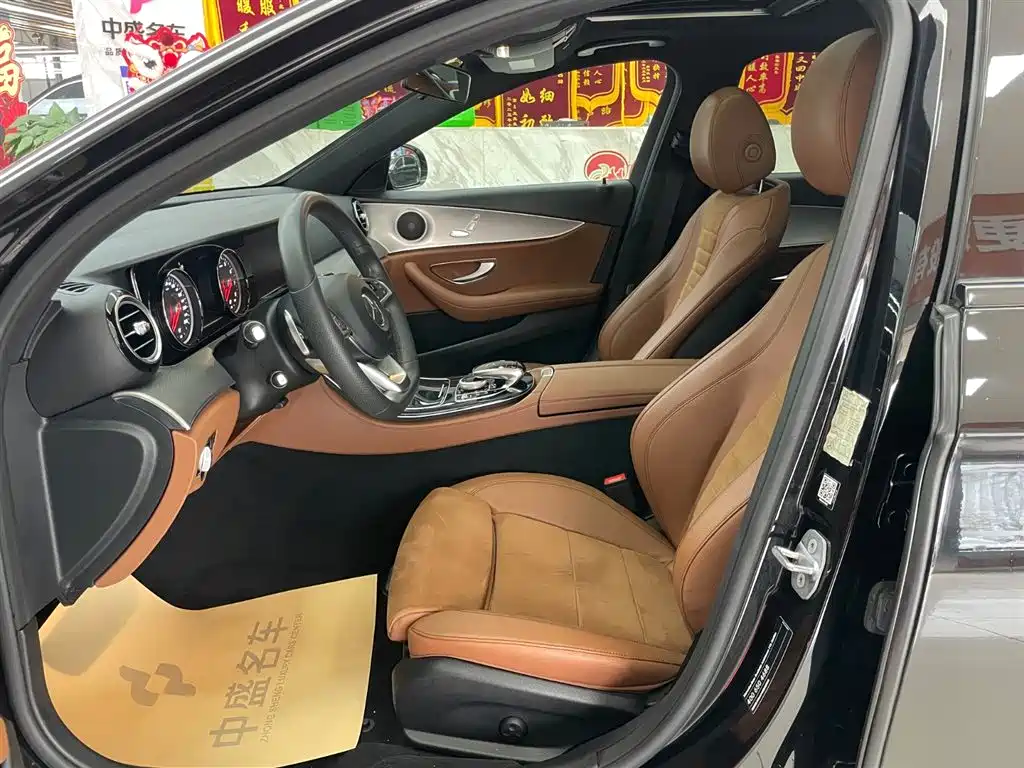 MERCEDES-BENZ E CLASS