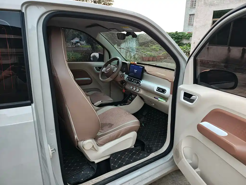 Wuling MINIEV — миниатюра 7