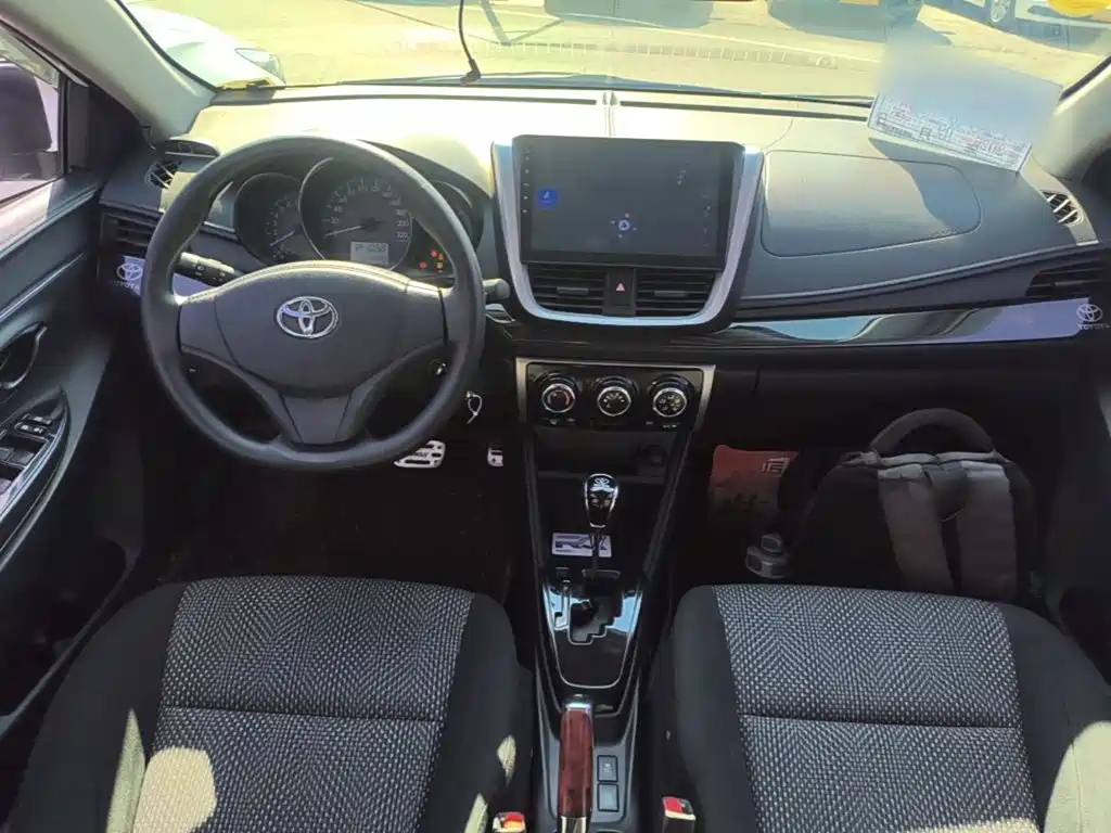 Toyota Vios FS — миниатюра 10