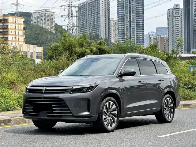 AITO M7