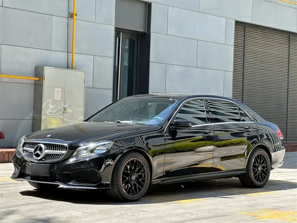Mercedes-Benz E-Class 2015