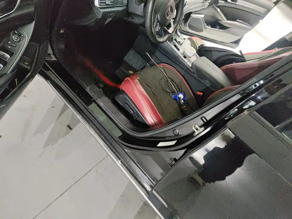 Honda Accord — миниатюра 4