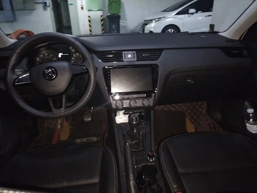 Skoda Octavia — миниатюра 13