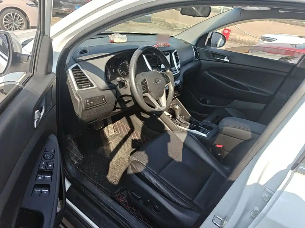 Hyundai Tucson — миниатюра 21