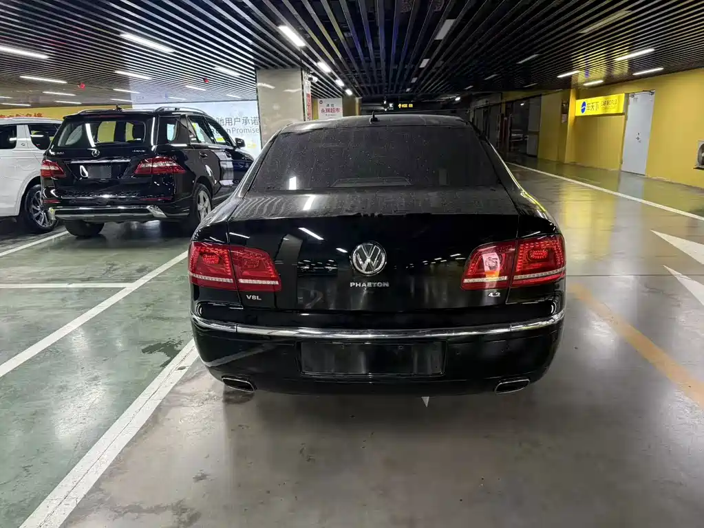 Volkswagen Phaeton — миниатюра 5