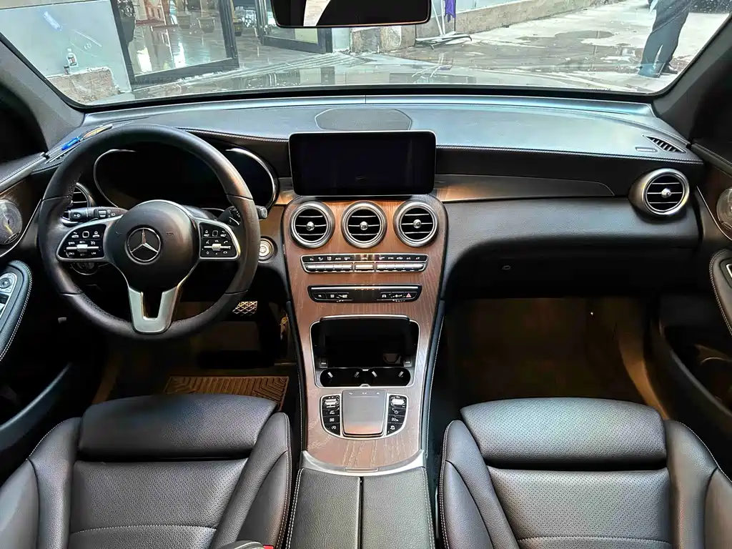 Mercedes-Benz GLC — миниатюра 6