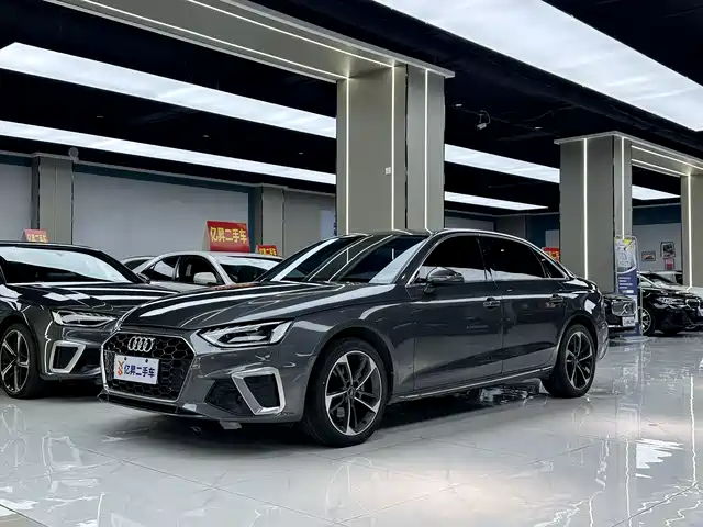 AUDI A4L 2022