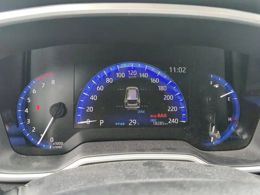 Toyota Corolla Cross — миниатюра 14