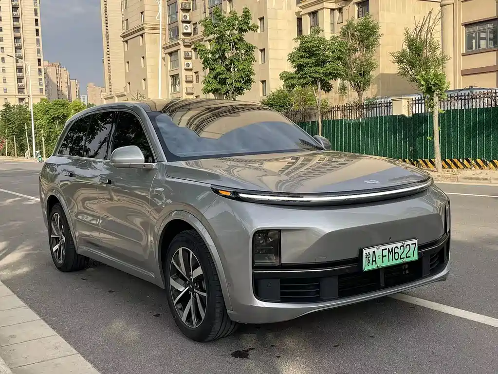 Li Auto Li L8 2023