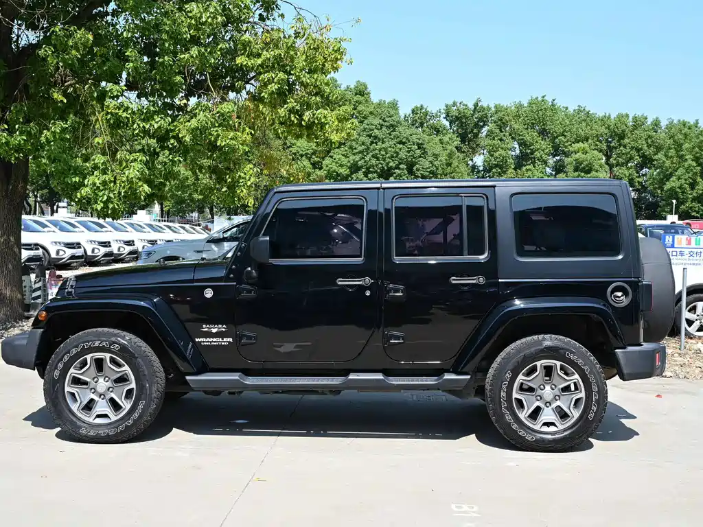 Jeep Wrangler — миниатюра 2