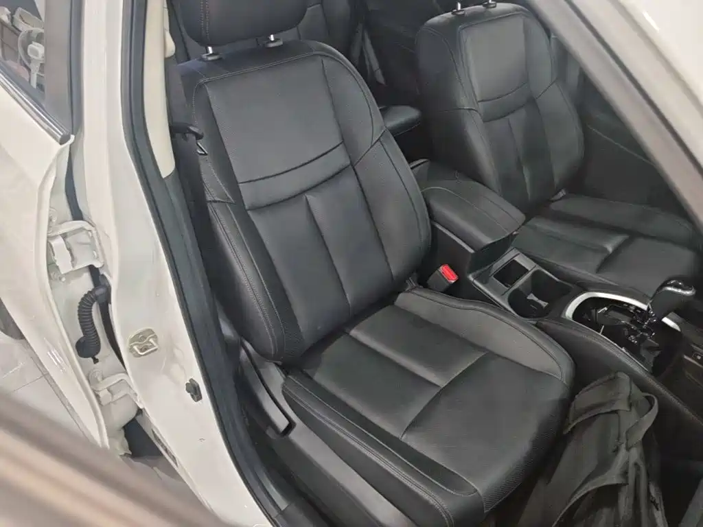 Nissan X-Trail — миниатюра 25