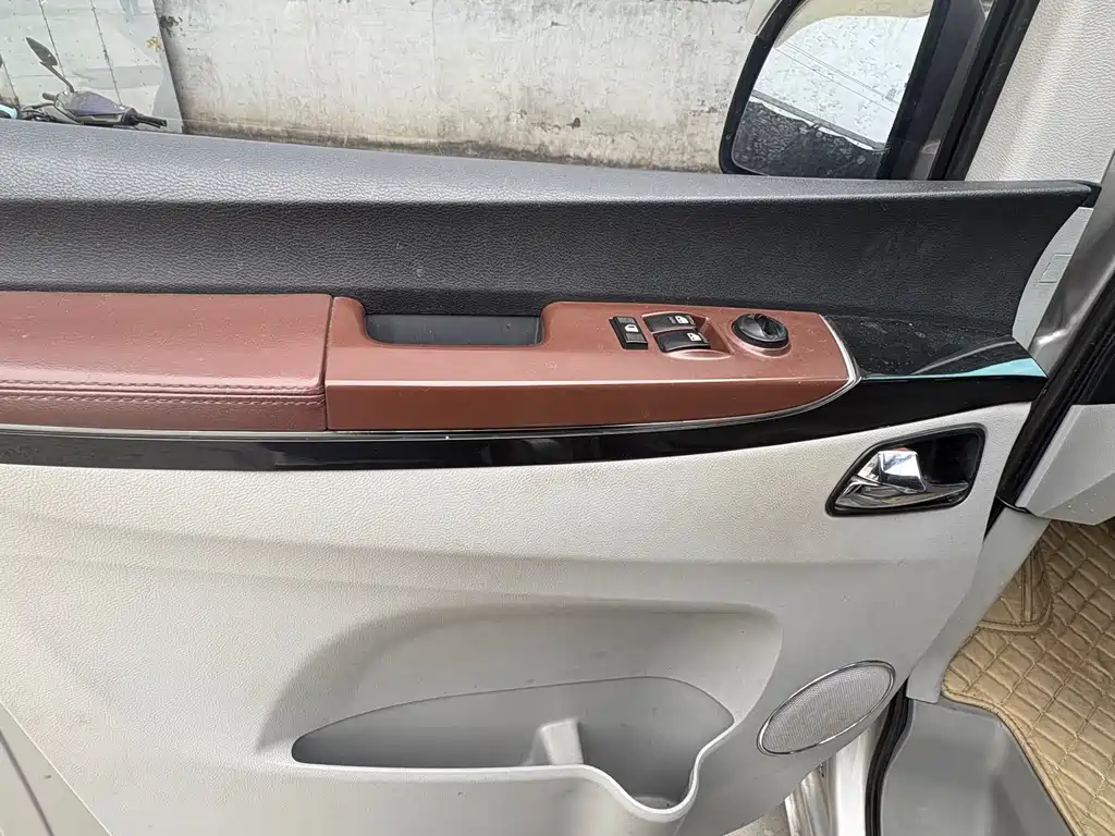 JIANGQI GROUP RUIFENG M5