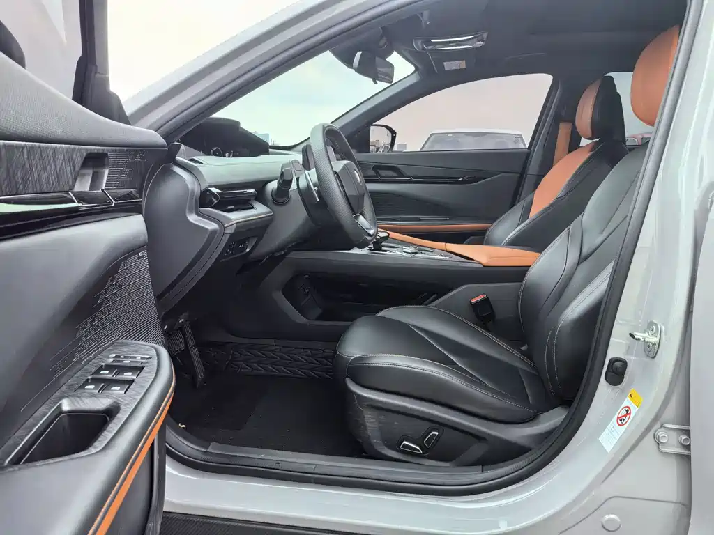 Changan UNI-V 2022 1.5T