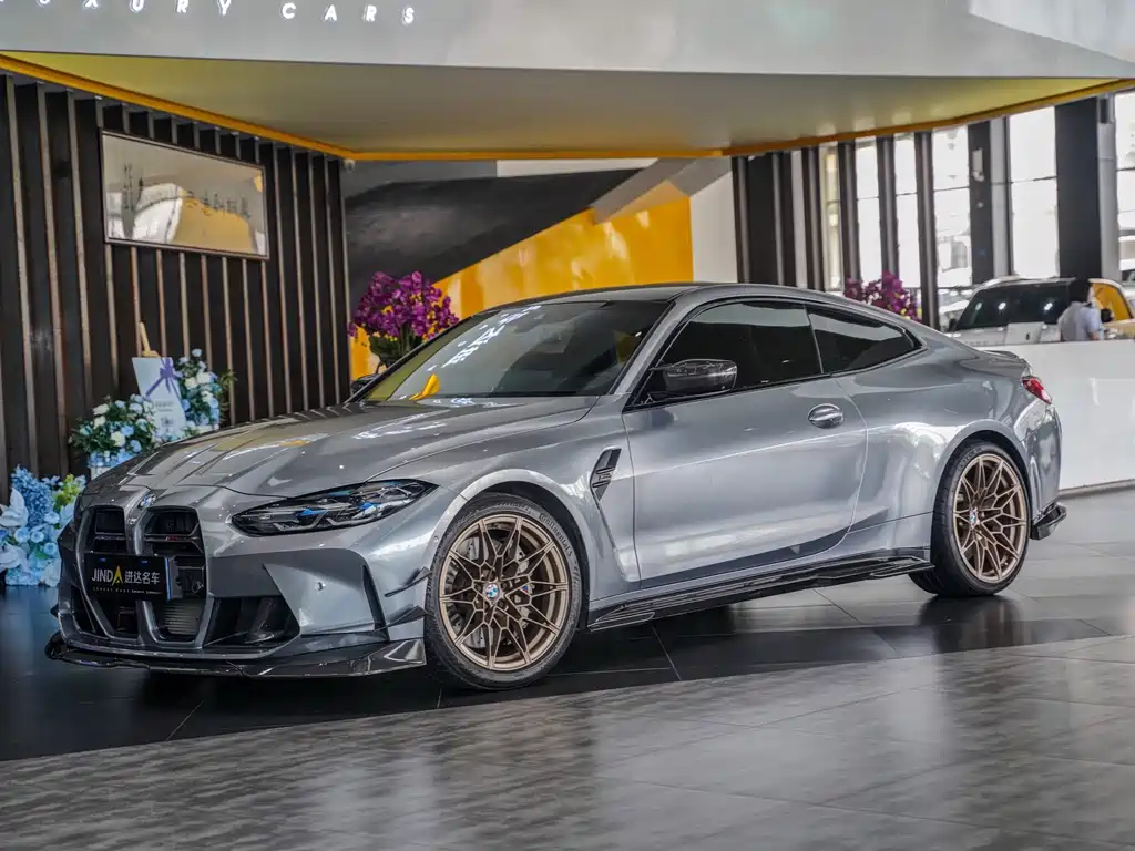 BMW M4