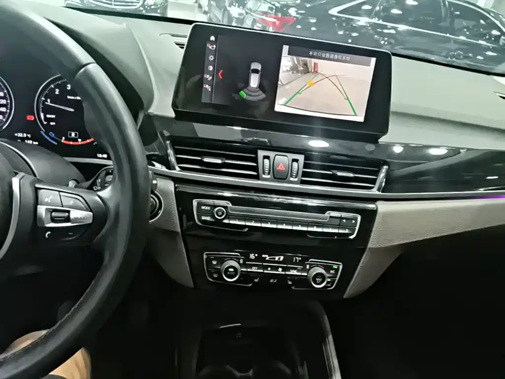 BMW X1 — миниатюра 13