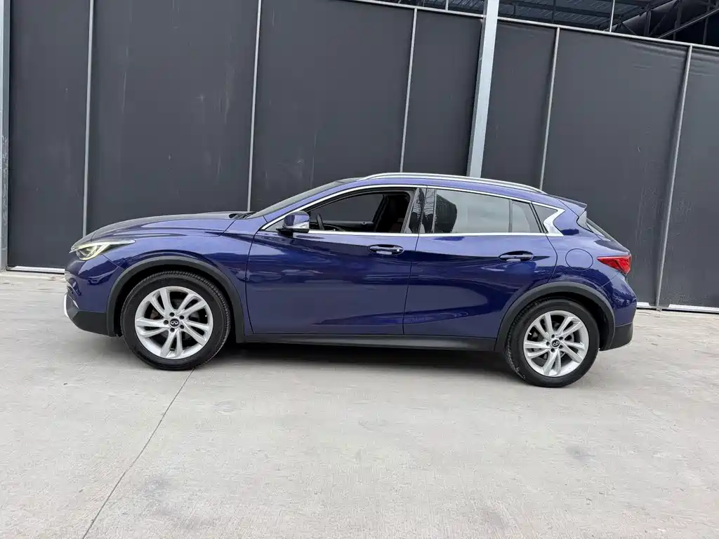 Infiniti QX30 — миниатюра 9
