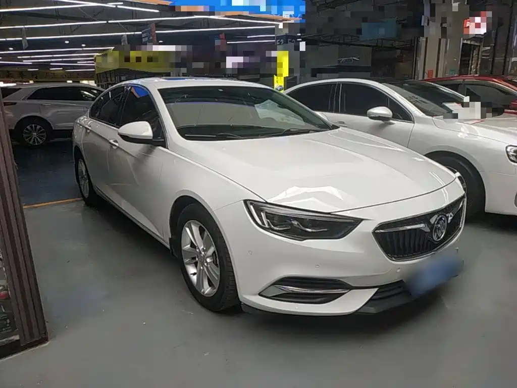 Buick Regal — миниатюра 4
