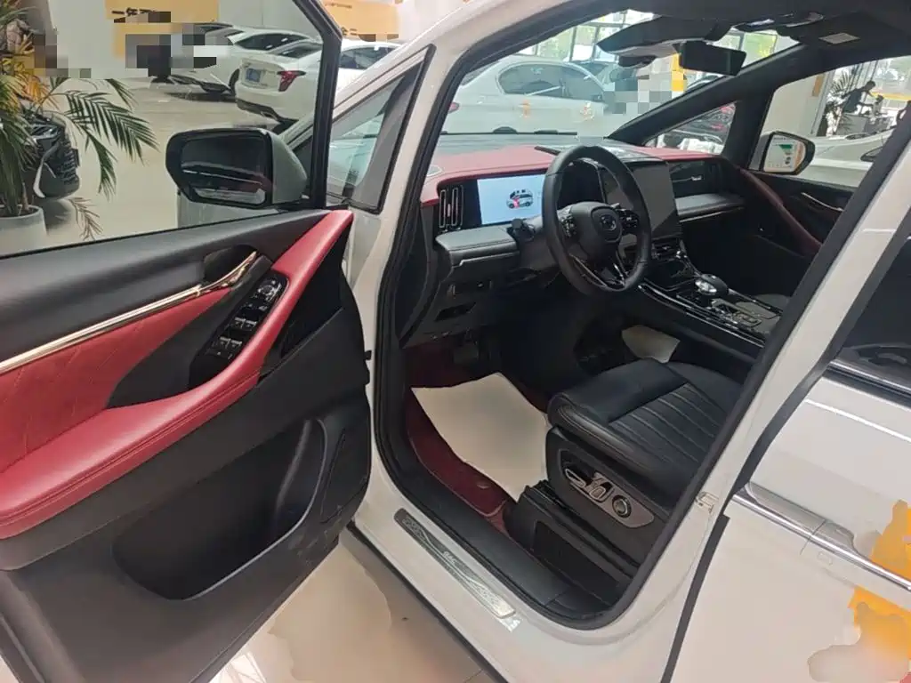 GAC Motor Trumpchi M8 — миниатюра 16