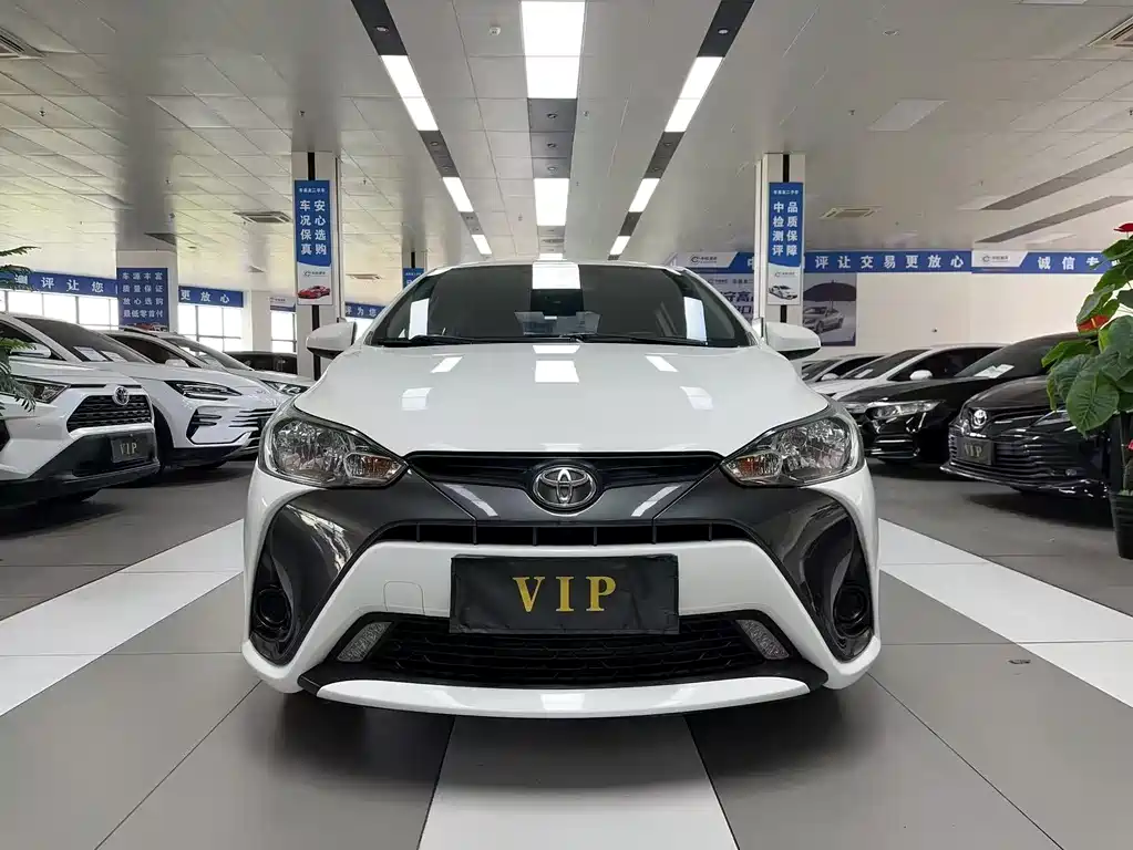 TOYOTA YARIS L ZHIXUAN