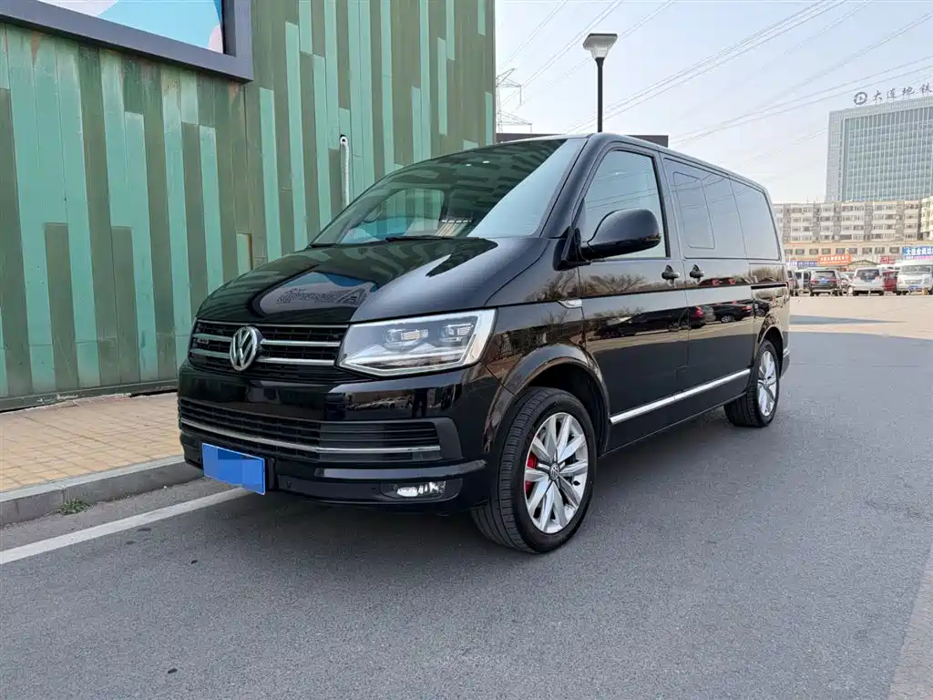 Купить Volkswagen Multivan