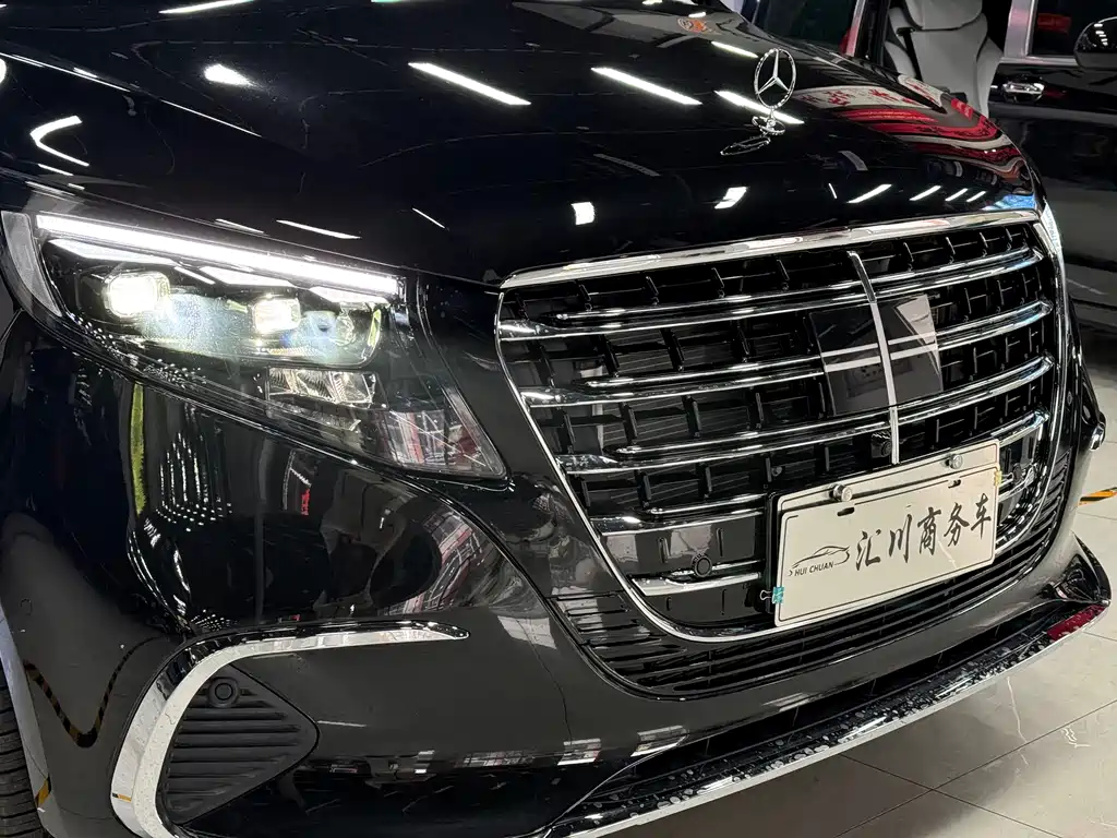 Mercedes-Benz Vito 2024 2.0T Elite 7 мест
